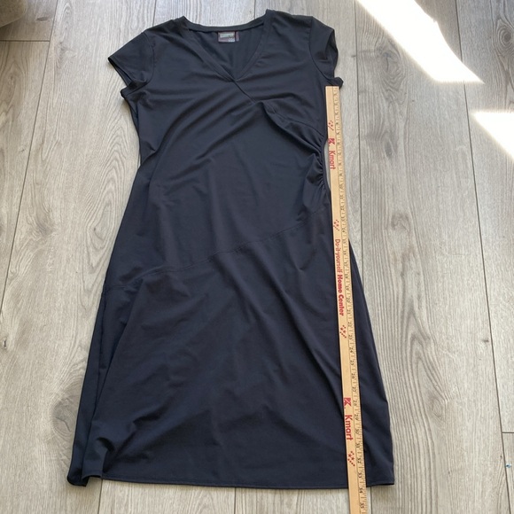 Athleta Black Dress Size Medium Tall EUC - Picture 8 of 8
